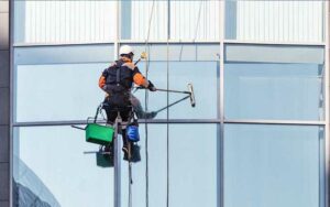 Nettoyage de vitres et façades à Marrakech