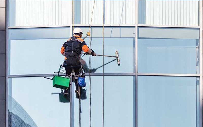 Nettoyage de vitres et façades à Marrakech